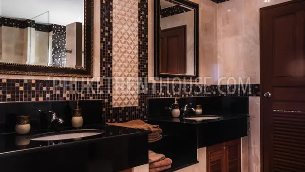 BAN20235: 4 Bedroom Villa + 1BR CABINET with beautiful Lake View in Bang Tao. 照片 #21