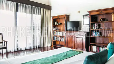 BAN20236: Beachfront 3 Bedroom Apartment in Bang Tao Area. Photo #17