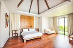BAN20714: Nice 4 Bedroom Villa with large Swimming Pool in Bang Tao. Thumbnail #4