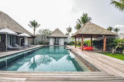 BAN20714: Nice 4 Bedroom Villa with large Swimming Pool in Bang Tao. Photo #14