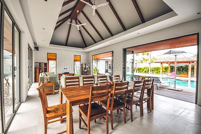 BAN20714: Nice 4 Bedroom Villa with large Swimming Pool in Bang Tao. Photo #9