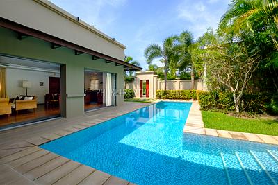 BAN20719: Cozy 2 Bedroom Villa with Pool and BBQ Area in Bang Tao. Photo #4