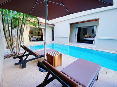 BAN20720: Contemporary 2 Bedroom Villa with Pool in Bang Tao. Photo #8