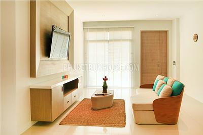PHU3644: Contemporary Three Bedrooms Townhouse  in Center of City For Sale. Photo #2