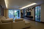 NAT20725: Stylish 3 Bedroom Apartment near the Nai Thon Beach. Thumbnail #8