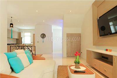 PHU3644: Contemporary Three Bedrooms Townhouse  in Center of City For Sale. Photo #4