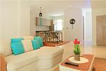 PHU3644: Contemporary Three Bedrooms Townhouse  in Center of City For Sale. Thumbnail #5