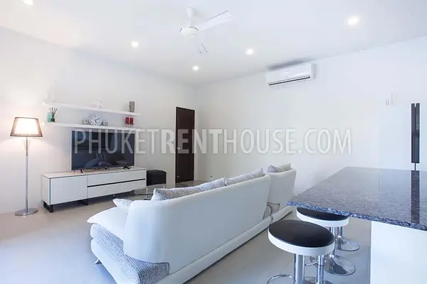 RAW20735: Charming 3 Bedroom Villa with Swimming Pool and Garden in Rawai. Fotoğraf #2