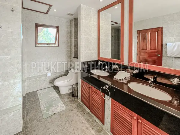 LAG23048: Spacious 5-bedroom villa for rent in the gated community of Laguna, Phuket. Fotoğraf #11