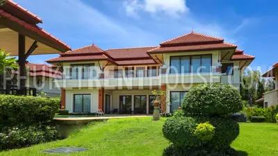 LAG23048: Spacious 5-bedroom villa for rent in the gated community of Laguna, Phuket. Fotoğraf #62