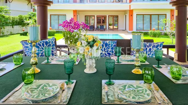 LAG23048: Spacious 5-bedroom villa for rent in the gated community of Laguna, Phuket. Fotoğraf #63