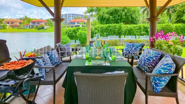 LAG23048: Spacious 5-bedroom villa for rent in the gated community of Laguna, Phuket. Fotoğraf #71