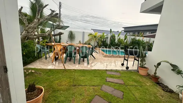 RAW23054: 5-Bedroom Private Pool Villa in Rawai, Phuket. Photo #3