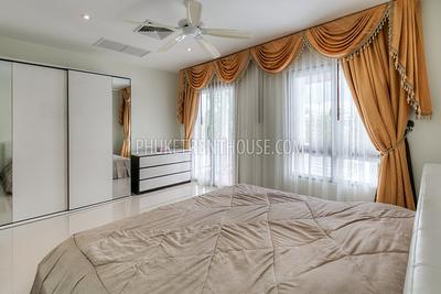 BAN20791: Wonderful 4 Bedroom Townhome with Pool In Bang Tao. Photo #13