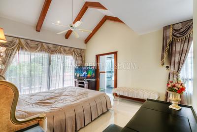 BAN20791: Wonderful 4 Bedroom Townhome with Pool In Bang Tao. Photo #34