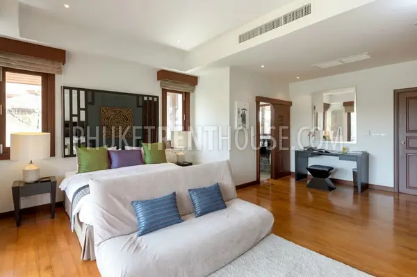 BAN20792: Amazing 4 Bedroom Residence with Lake View in Bang Tao. Photo #7