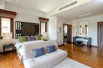 BAN20792: Amazing 4 Bedroom Residence with Lake View in Bang Tao. Photo #7