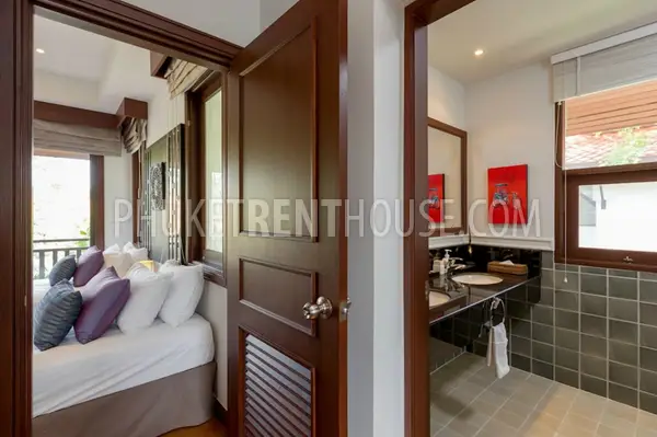 BAN20792: Amazing 4 Bedroom Residence with Lake View in Bang Tao. Photo #10