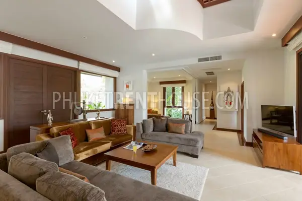 BAN20792: Amazing 4 Bedroom Residence with Lake View in Bang Tao. Photo #14