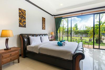 BAN20842: Spacious 4 Bedroom Villa with Pool and BBQ Area in Bang Tao. Photo #31
