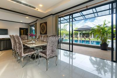 BAN20842: Spacious 4 Bedroom Villa with Pool and BBQ Area in Bang Tao. Photo #32