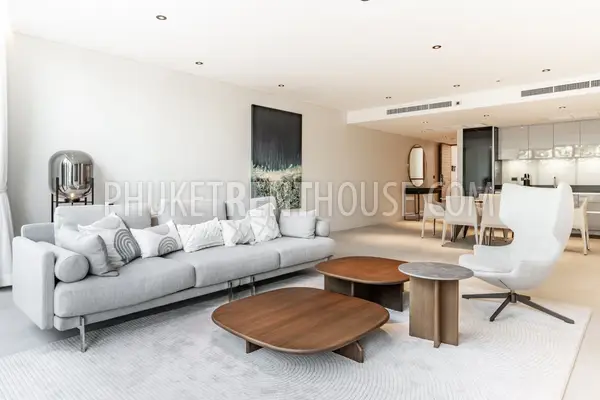 PAT23028: Sea View 2-Bedroom Apartment For Rent Near Paradise Beach and Patong, Phuket. Photo #4