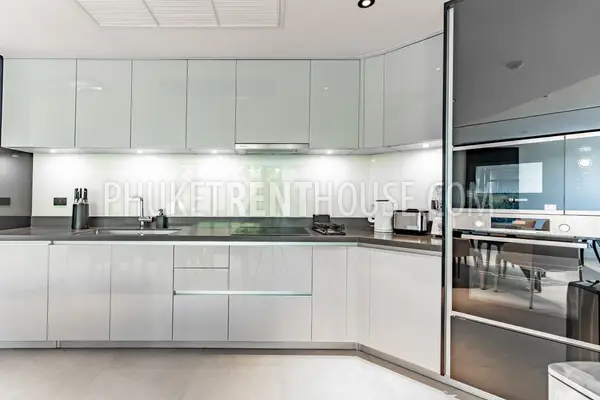PAT23028: Sea View 2-Bedroom Apartment For Rent Near Paradise Beach and Patong, Phuket. Photo #11