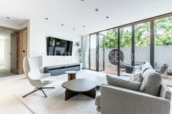 PAT23028: Sea View 2-Bedroom Apartment For Rent Near Paradise Beach and Patong, Phuket. Photo #16
