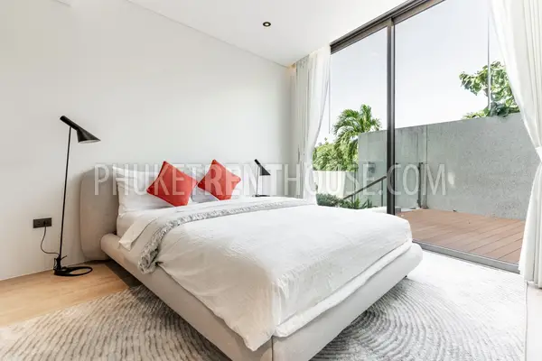 PAT23028: Sea View 2-Bedroom Apartment For Rent Near Paradise Beach and Patong, Phuket. Photo #21