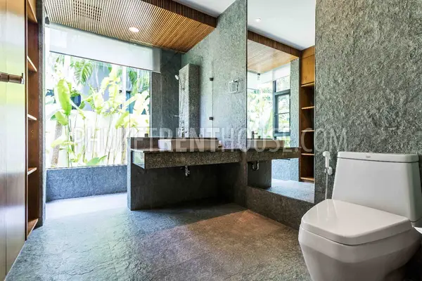 NAI20538: Wonderful 3 Bedroom Villa with Swimming Pool in Nai Harn. Photo #1