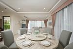 BAN20544: Beautiful 3 storey Villa near Laguna area. Thumbnail #2