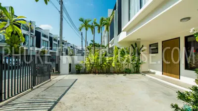 BAN20545: Excellent 3 Bedroom Townhouse in Bang Tao. Fotoğraf #4