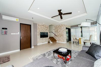 BAN20545: Excellent 3 Bedroom Townhouse in Bang Tao. Photo #13