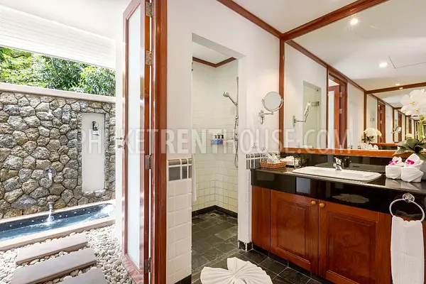 KAT20556: Trendy 3 Bedroom Villa near the Sea. Photo #29
