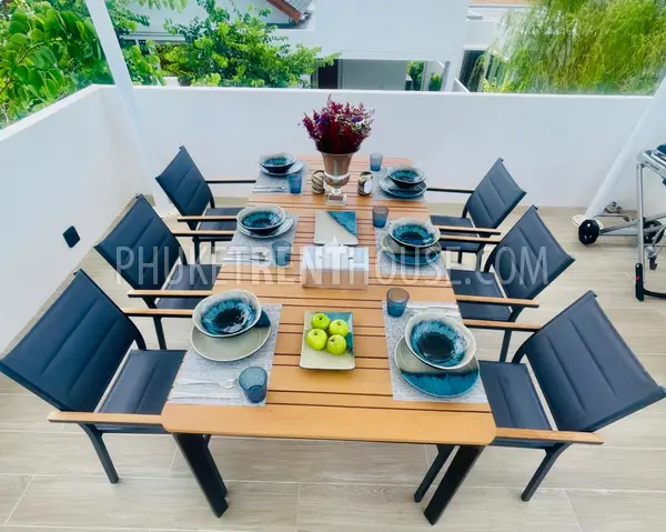BAN23034: Elegant modern 3 bedroom villa in the prestigious Laguna-Bang Tao area, Phuket. Photo #8