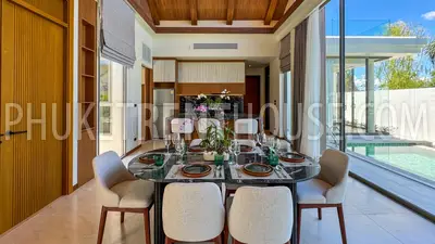 BAN23034: Elegant modern 3 bedroom villa in the prestigious Laguna-Bang Tao area, Phuket. Photo #2