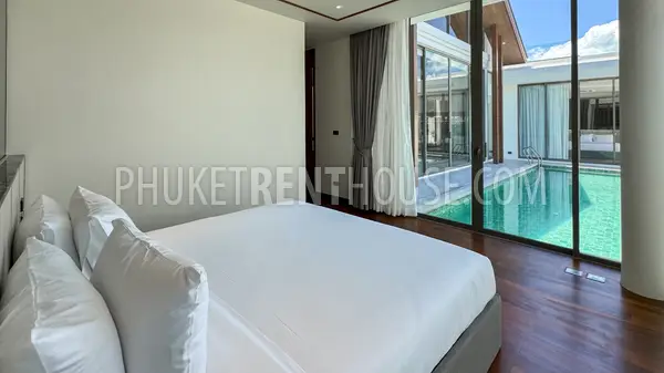 BAN23034: Elegant modern 3 bedroom villa in the prestigious Laguna-Bang Tao area, Phuket. Photo #39