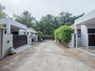NAI20632: Comfortable Villa with private Pool in Naiharn. Photo #3