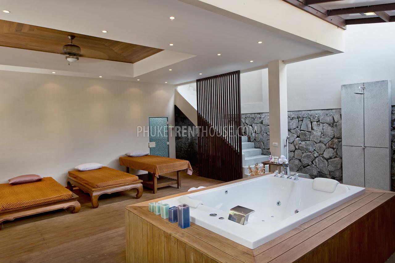 NAI20646: Excellent 8 Bedroom Villa with Swimming Pool and Terrace in Nai Harn. Photo #7