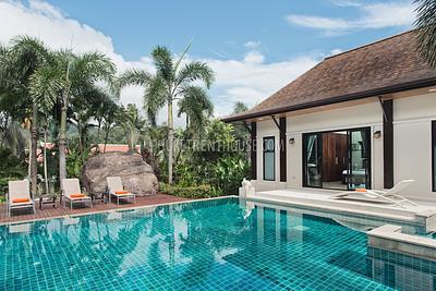 NAI20646: Excellent 8 Bedroom Villa with Swimming Pool and Terrace in Nai Harn. Photo #15