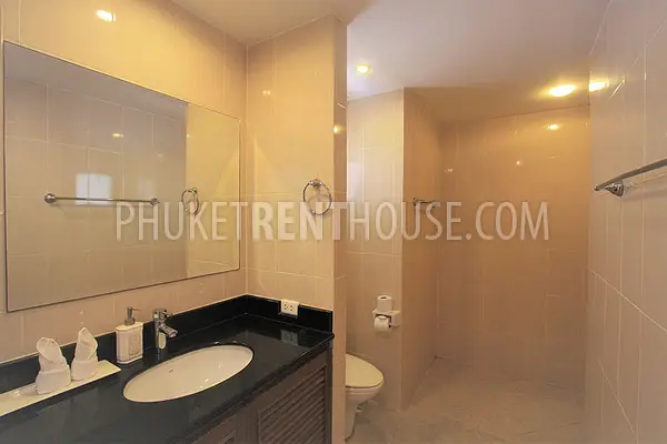 SUR20652: Strandard 1 Bedroom Apartment near Surin Beach. Photo #2