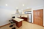 SUR20654: 2 Bedrooms Apartment near Surin Beach. Thumbnail #5