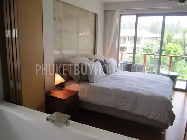 NAT23057: 4-Bedroom Beachfront Apartment in Naithon, Phuket. Photo #16