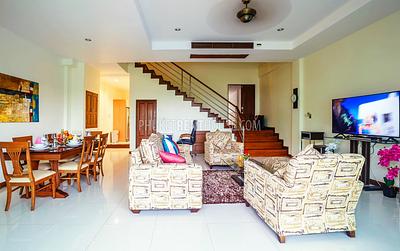 KAT21118: 3-Level Apartment with a Beautiful Sea-Side View in Kata. Photo #8