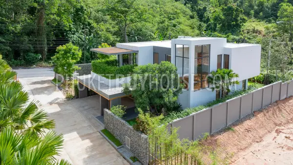 NAY22552: 3-Bedroom Tropical Villa Surrounded by Nature in Northern Phuket, Nai Yang. Photo #4