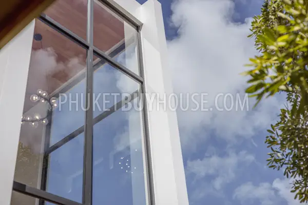 NAY22552: 3-Bedroom Tropical Villa Surrounded by Nature in Northern Phuket, Nai Yang. Photo #11
