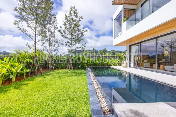 NAY22552: 3-Bedroom Tropical Villa Surrounded by Nature in Northern Phuket, Nai Yang. Photo #18