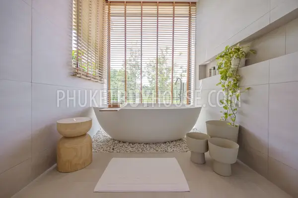 NAY22552: 3-Bedroom Tropical Villa Surrounded by Nature in Northern Phuket, Nai Yang. Photo #43