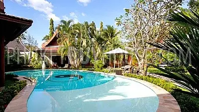BAN3736: 8 bedroom Villa for Sale in Bang Tao. Fotoğraf #3