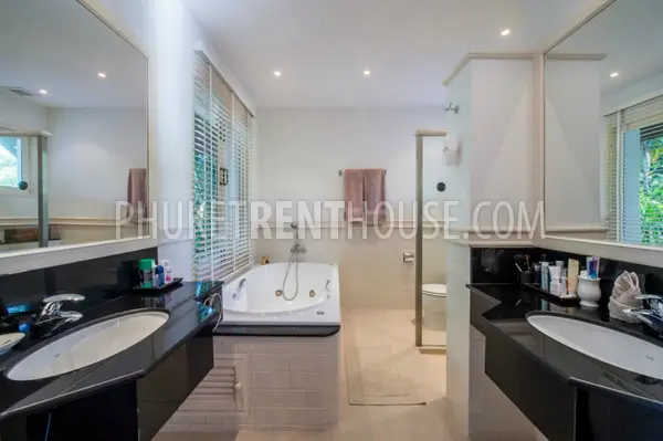 BAN21203: Luxury 4 bedroom villa in Laguna Bangtao near beach. Photo #1
